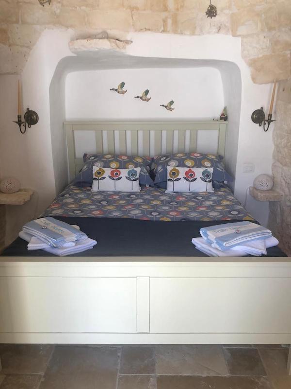 Traditional Trullo With Private Pool Near Ostuni Villa Buitenkant foto